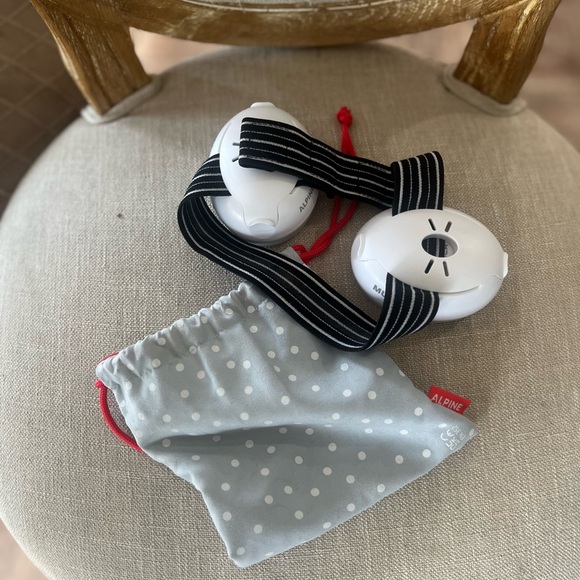 Baby ear protection - Picture 1 of 3